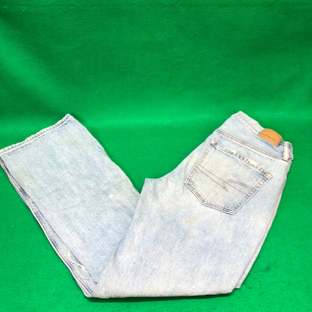 American Eagle Distressed Jeans Women’s Size 4